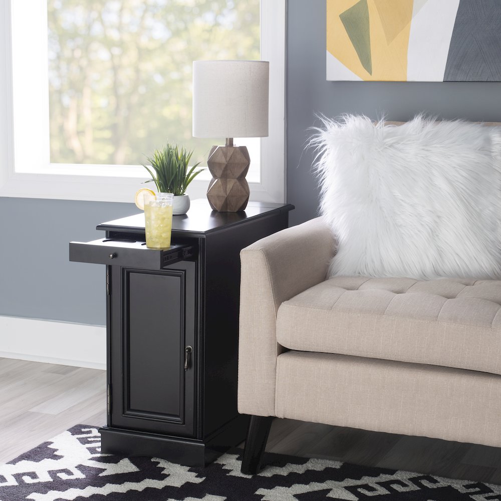 Butler Black Accent Table. Picture 4