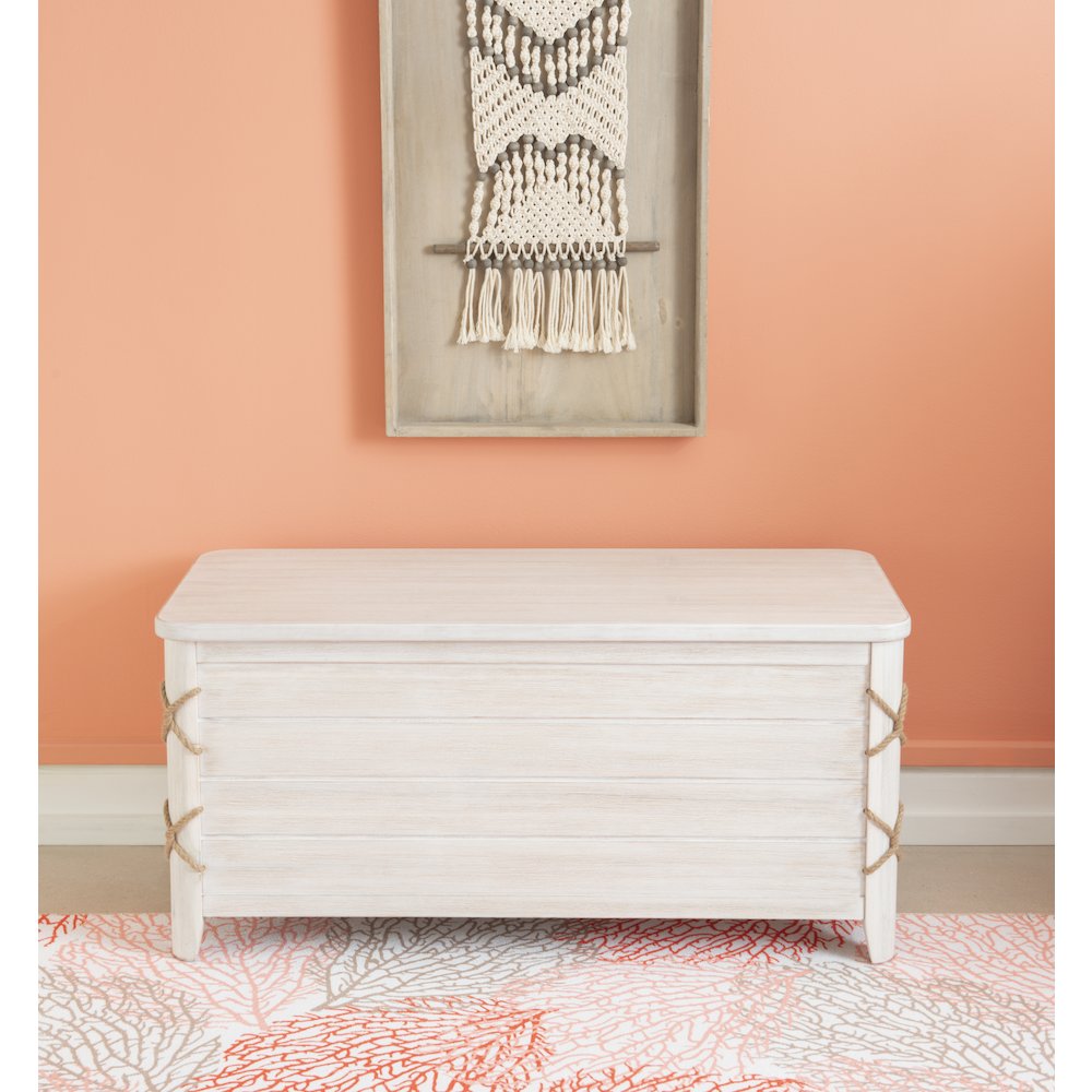 Brosnan Rope Cedar Chest White. Picture 2