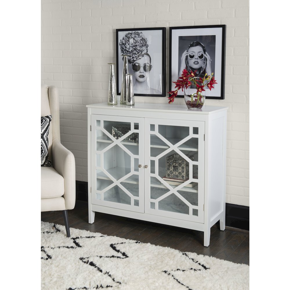 Fetti White Large Cabinet. Picture 3