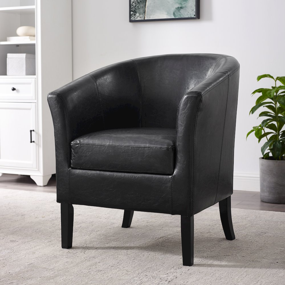 Simon Black Club Chair. Picture 2