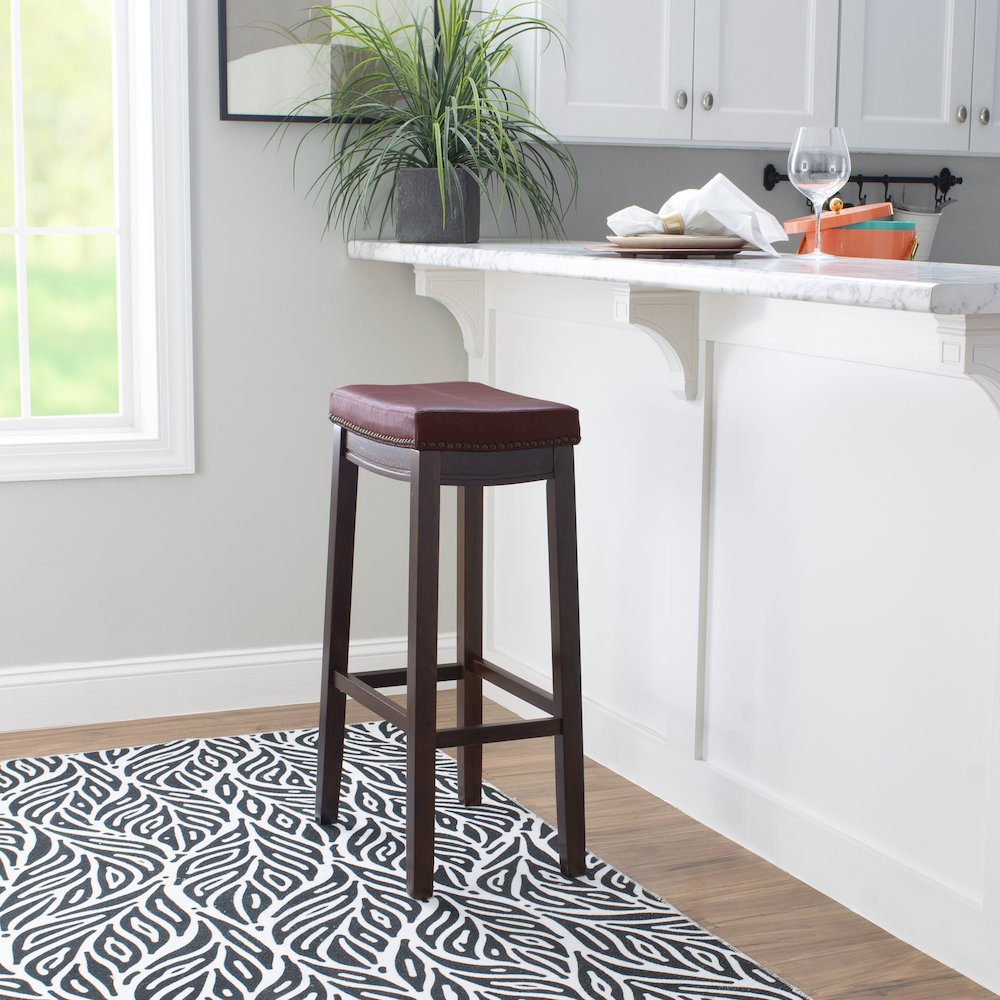 Claridge Red Barstool. Picture 4