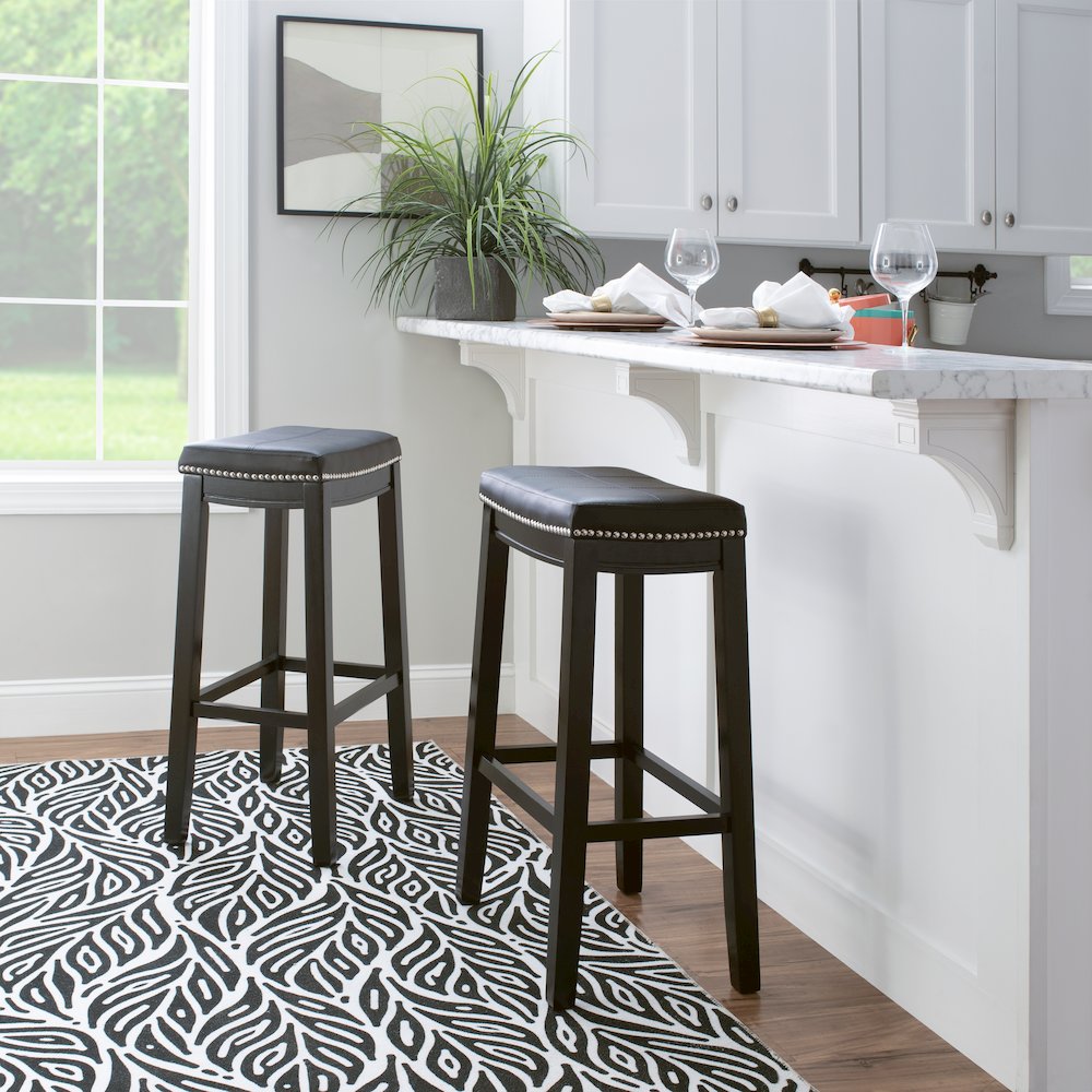 Claridge 2 Pk Black Bar Stool. Picture 3