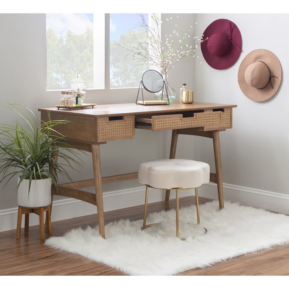 Ryker Rattan Desk. Picture 5