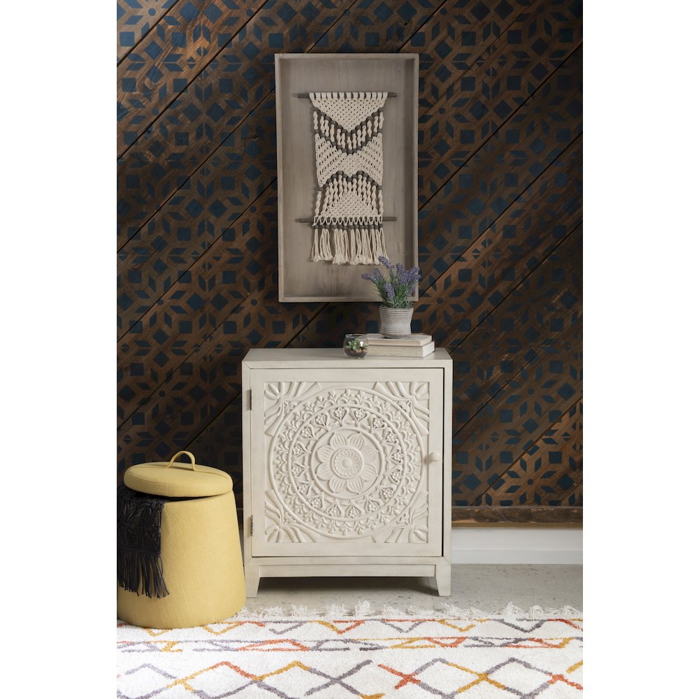 Grace Cabinet. Picture 3