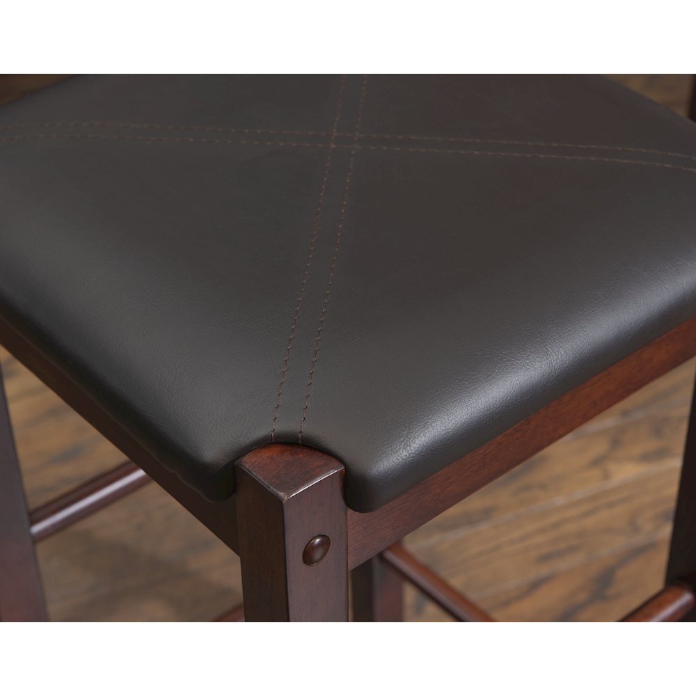 Three Piece Tavern Set. Picture 4