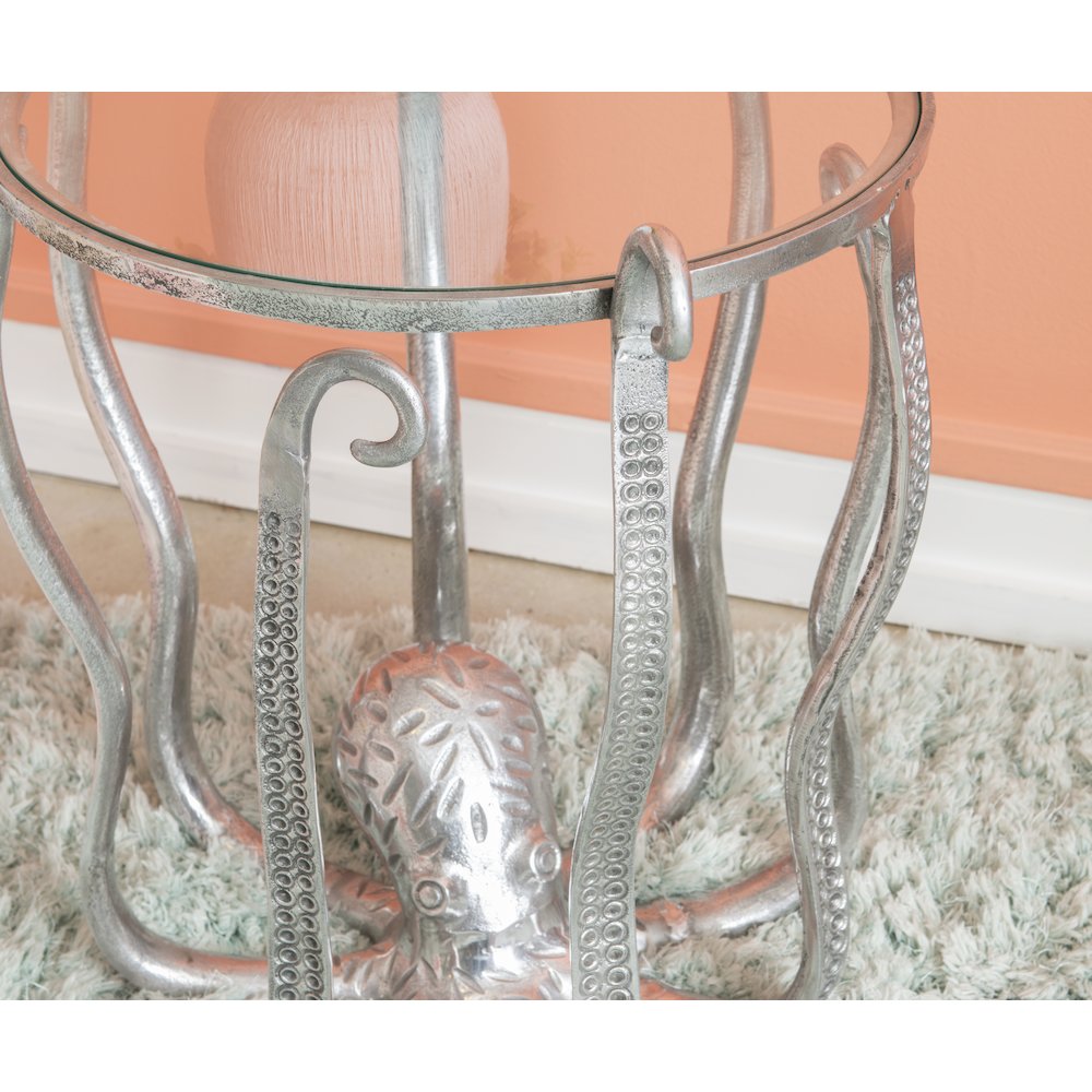 Octiana Octopus Table. Picture 2