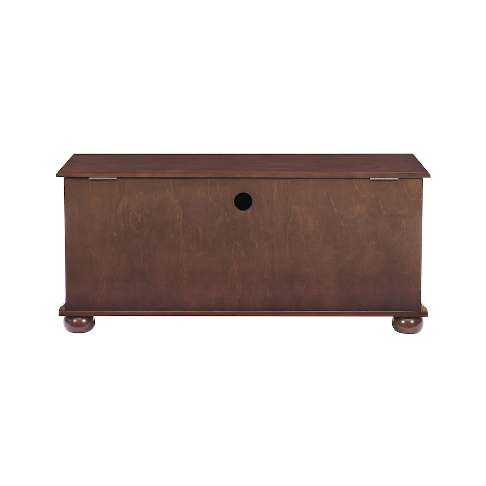 Chadwick Cedar Chest. Picture 11