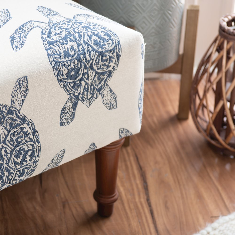 Hawksbill Accent Chair. Picture 3