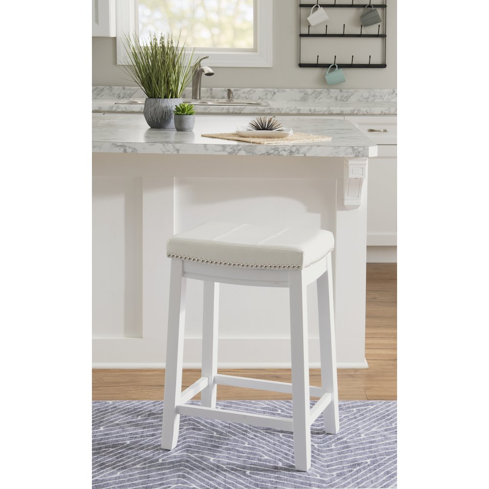 Claridge Counter Stool White. Picture 3