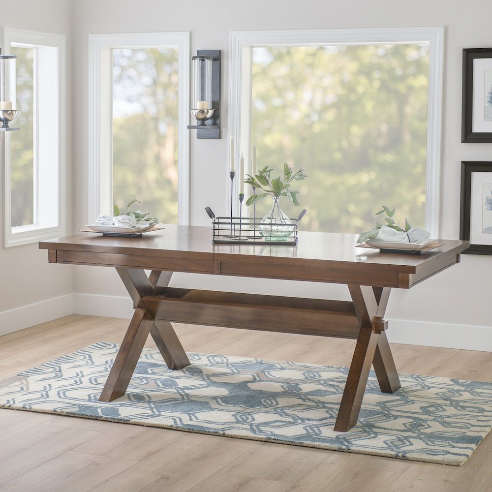 Kraven Dining Table. Picture 3