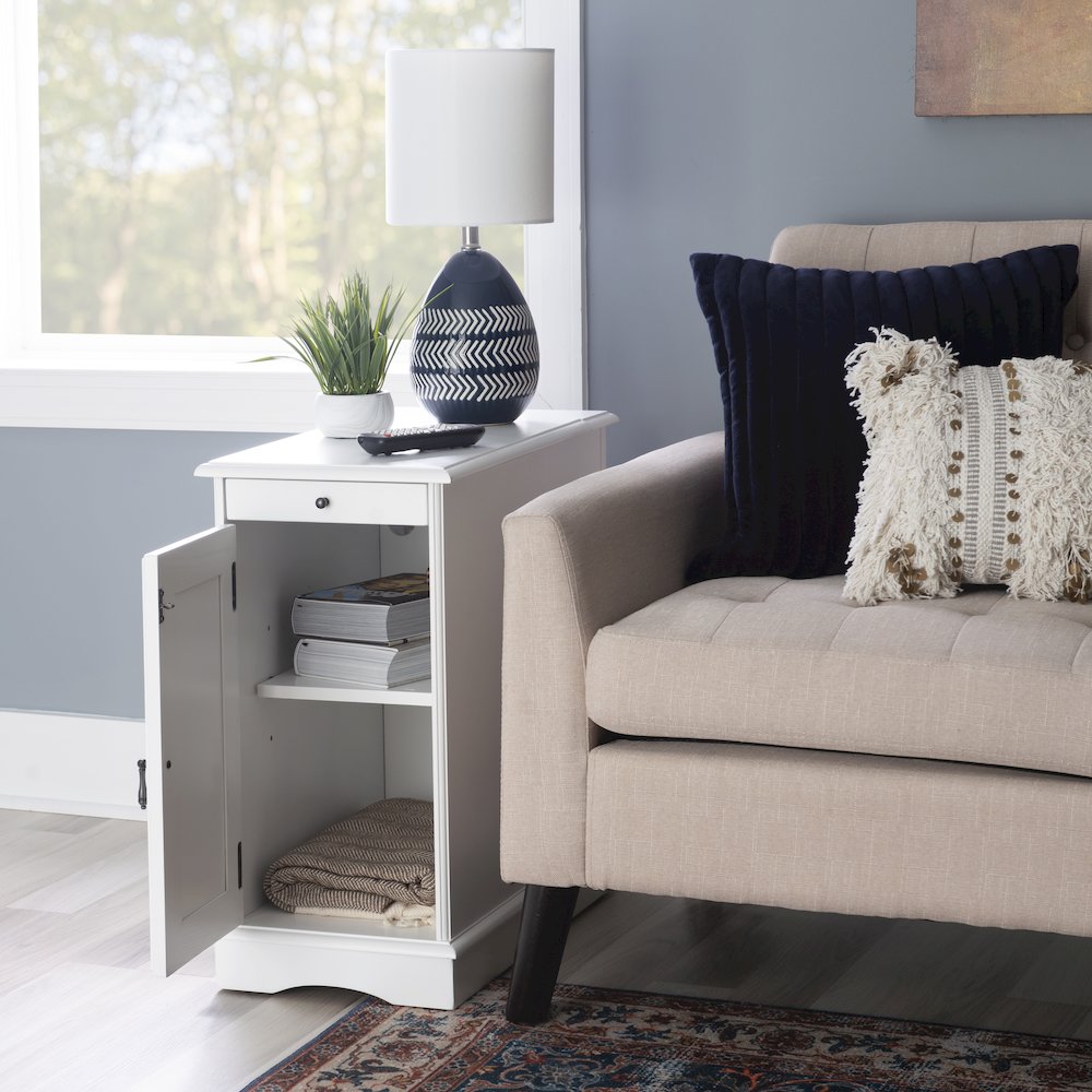 Butler White Accent Table. Picture 5