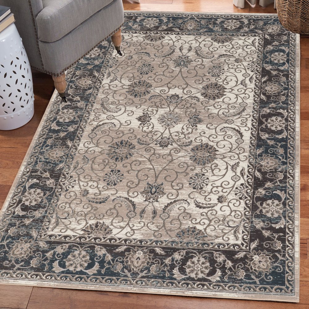 Vintage Isfahan Grey & Blue 5x7.6, Rug. Picture 1
