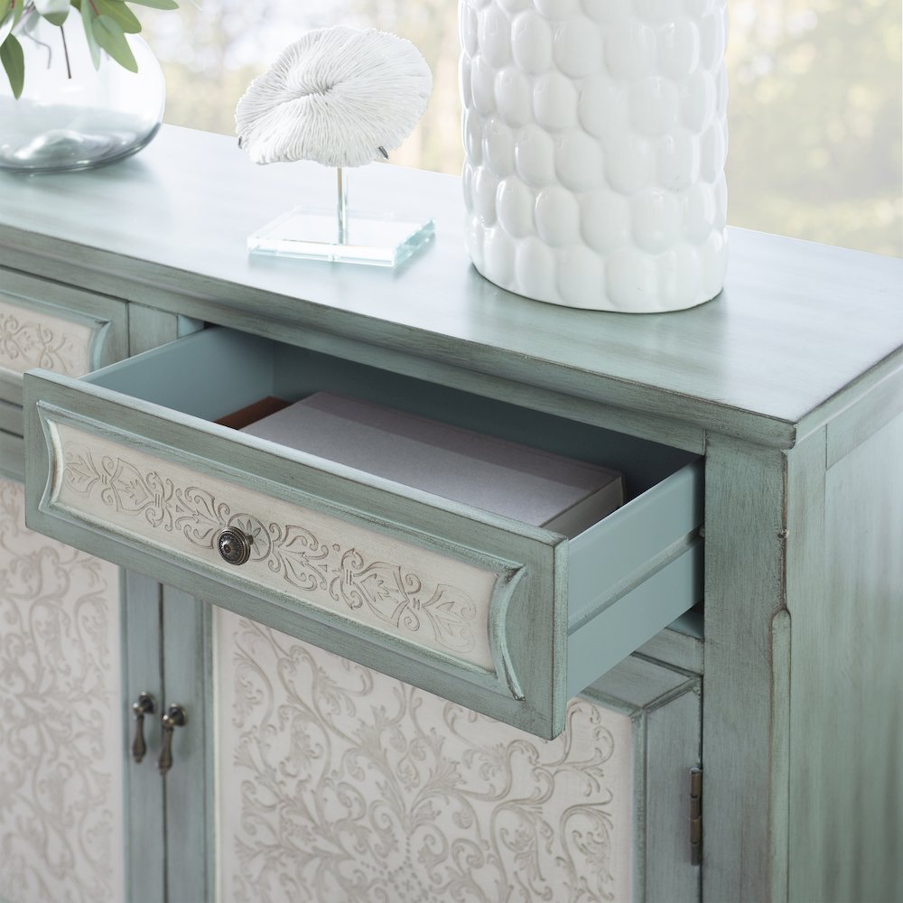 Antique Blue & White Console. Picture 5