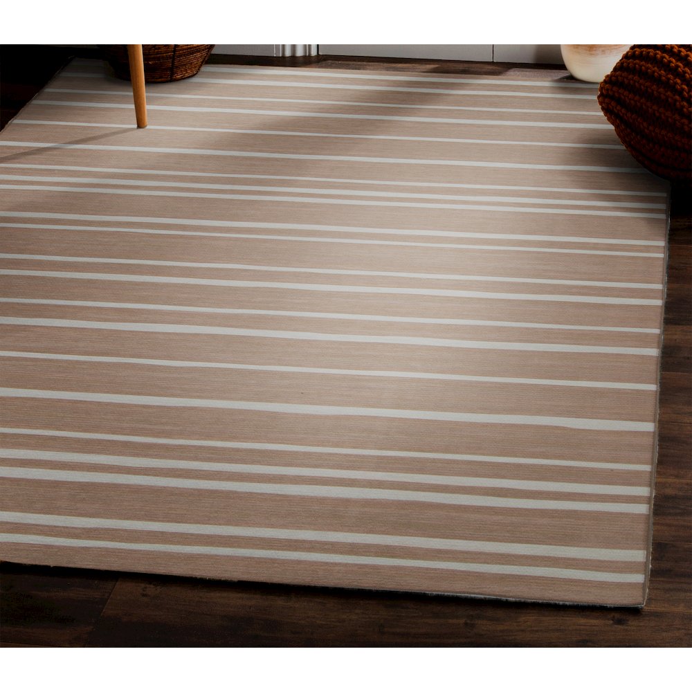 Outdoor Washable Weston Tan & Ivory 5' X7', Rug. Picture 1