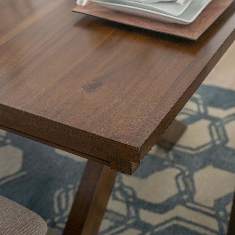 Kraven Dining Table. Picture 4