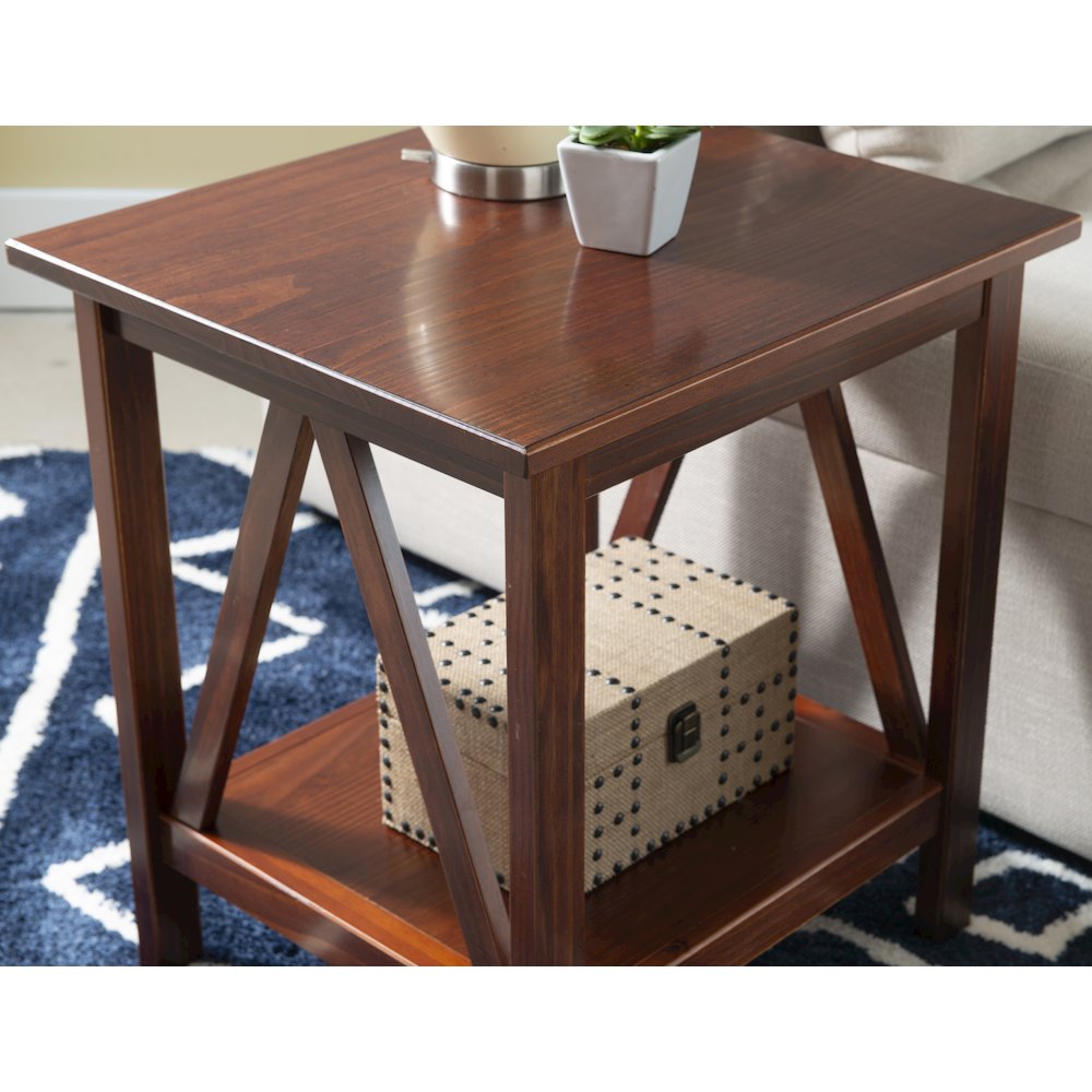 Titian End Table Antique. Picture 4