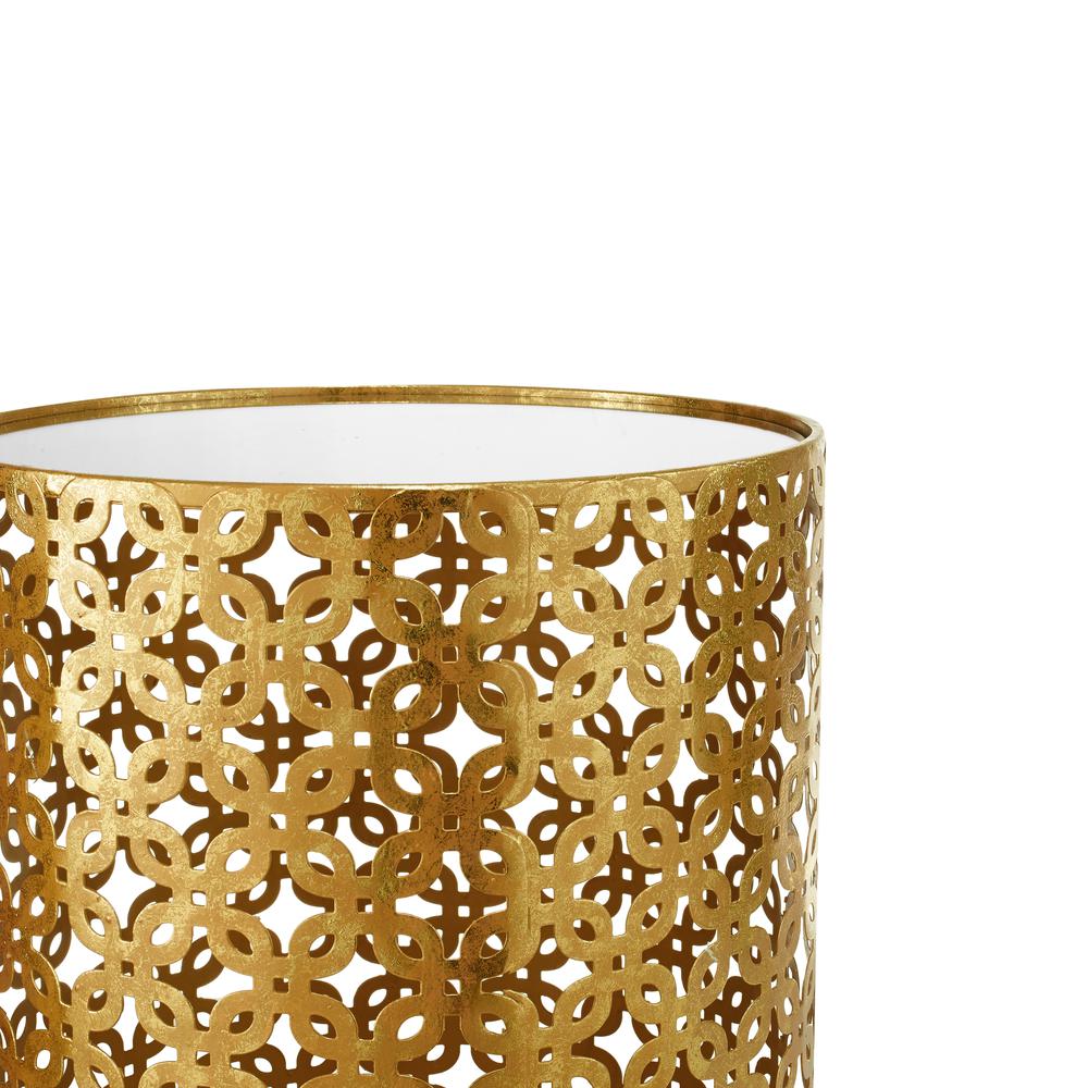 Set Of Two Round Gold Nested Tables With Mirror Tops. Picture 4