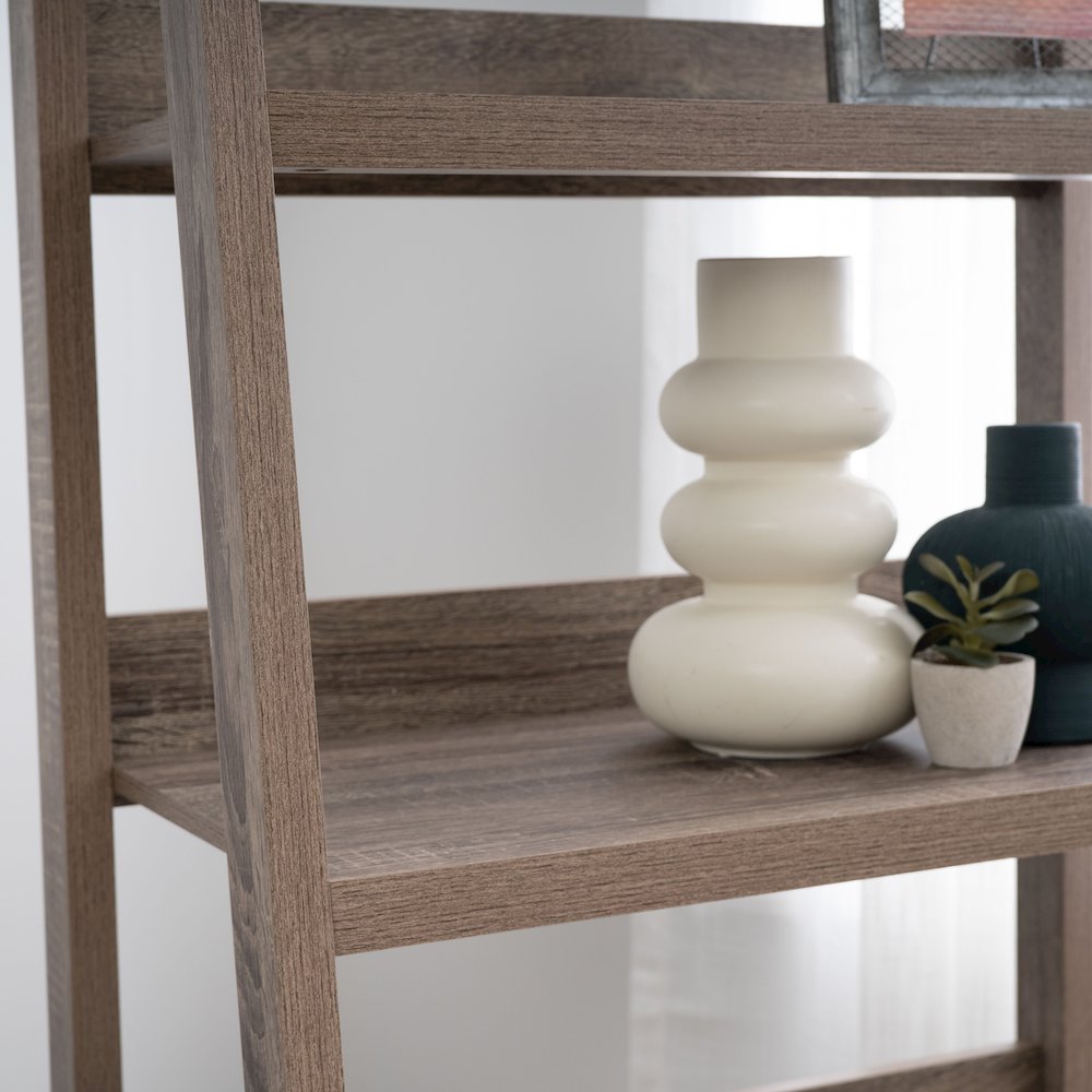 Tracey Ladder Bookcase. Picture 4