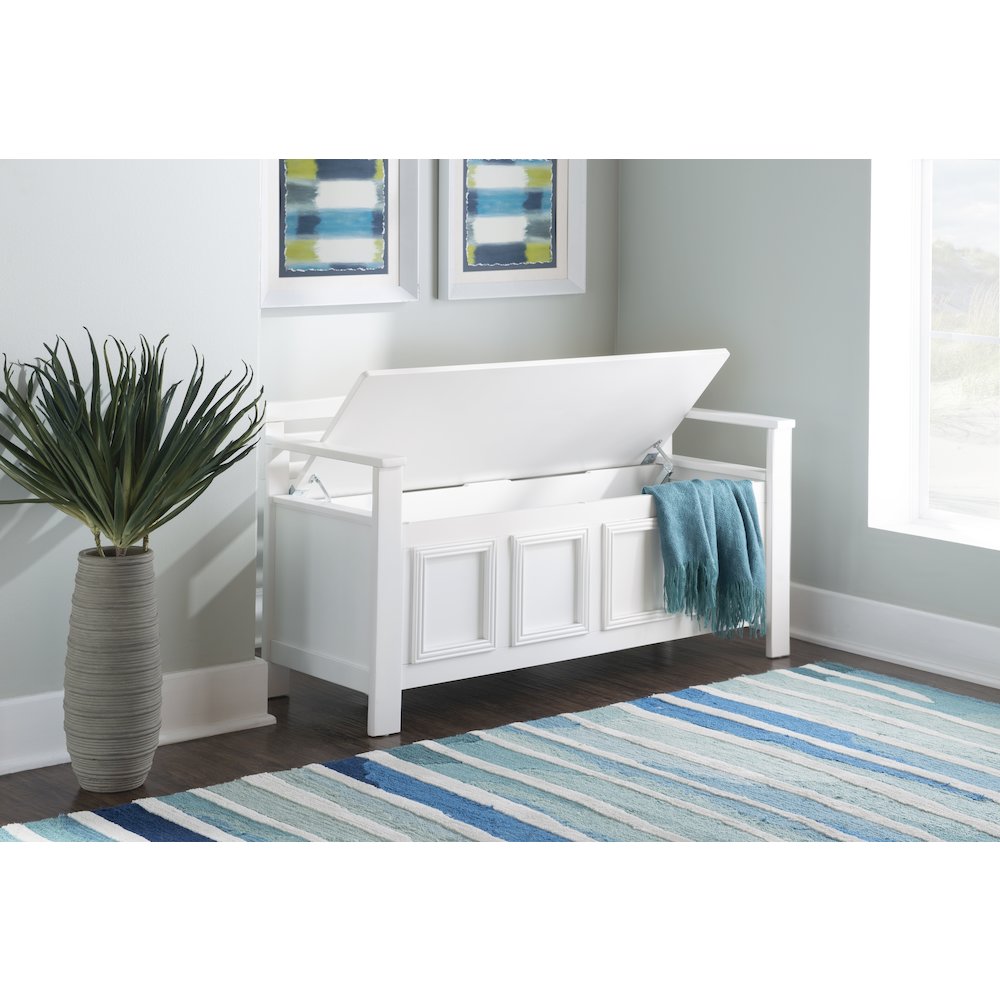 Laredo Storage Bench. Picture 3