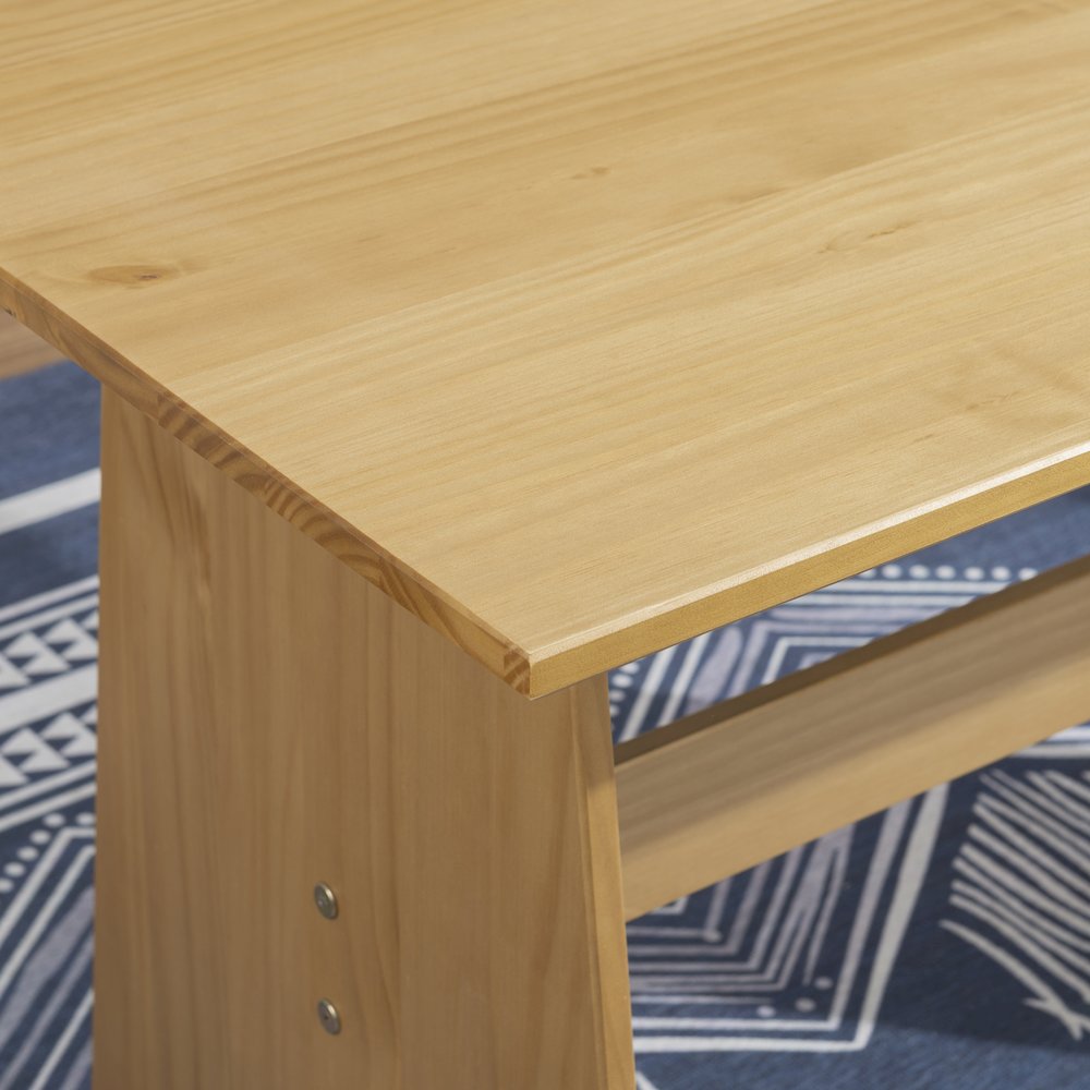 Linson Table Honey. Picture 3