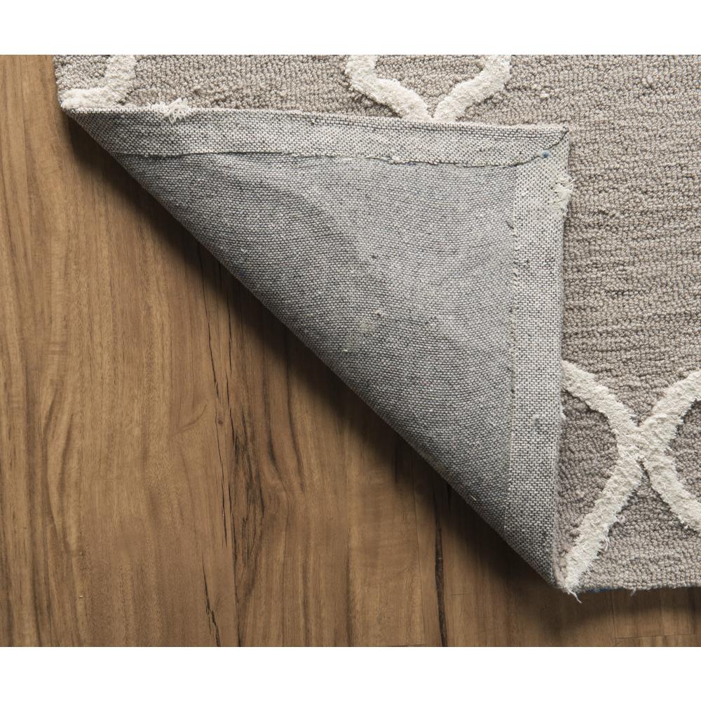TRIO Geo Graywith cream silk1ft10in X 2f Rug. Picture 3