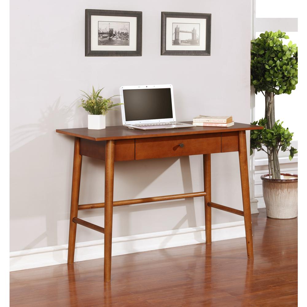 Charlotte Desk. Picture 2