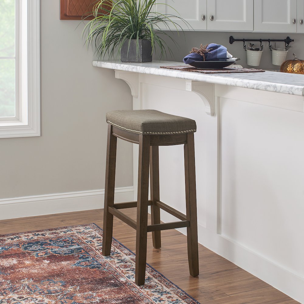 Claridge Rustic  Bar Stool. Picture 4
