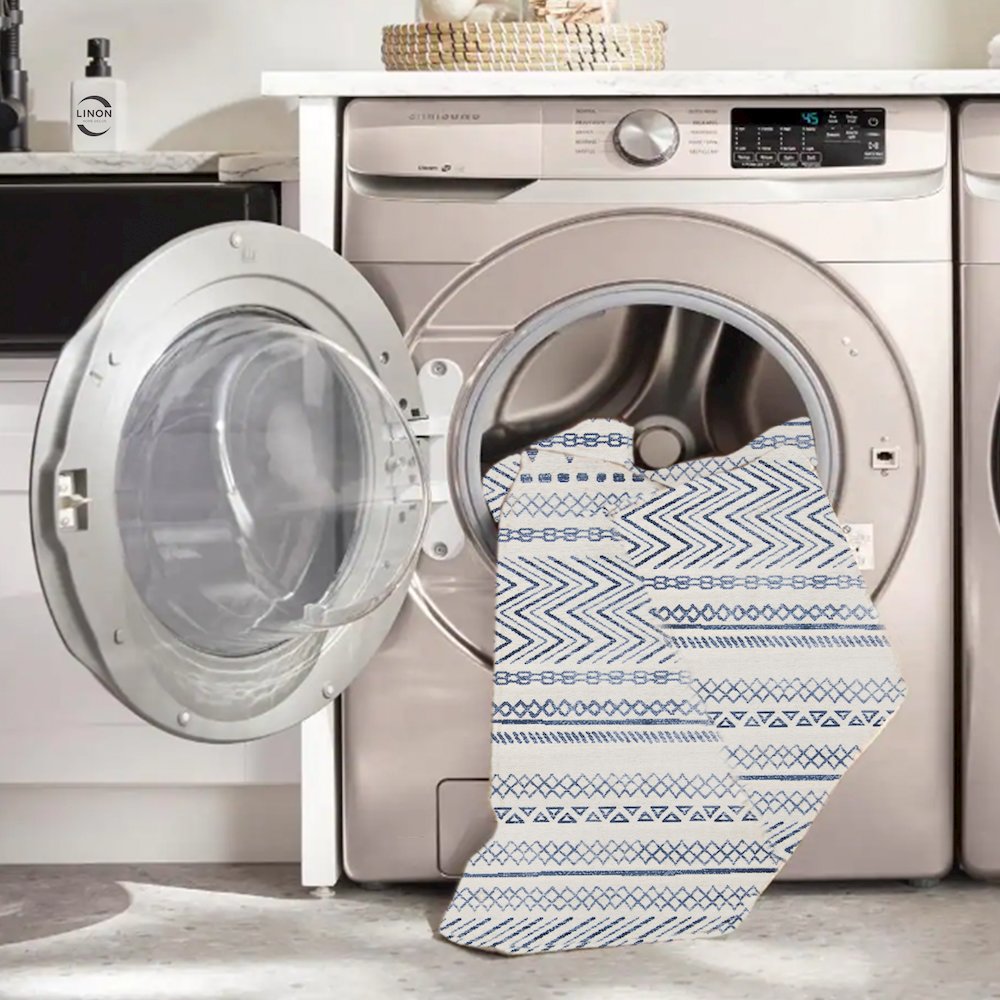 Outdoor Washable Marco Ivory & Blue 5' X7', Rug. Picture 3