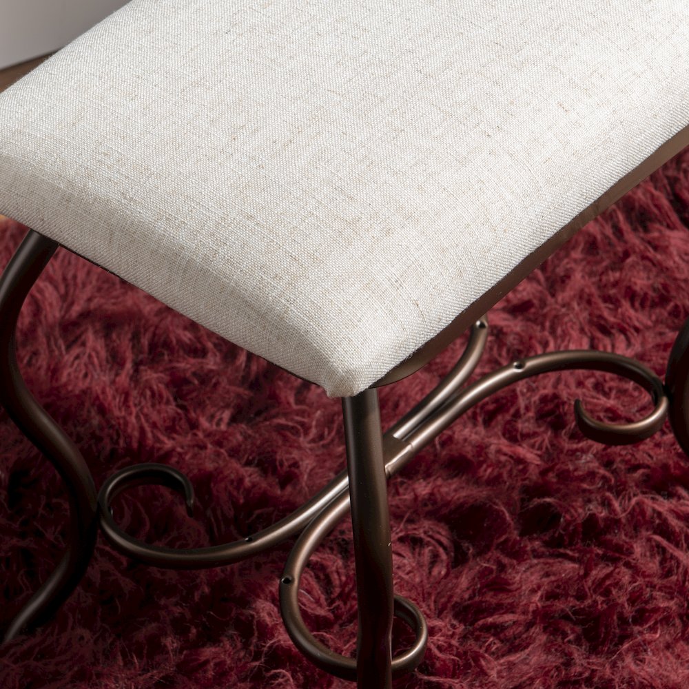 Clarisse Metal Vanity Set. Picture 5