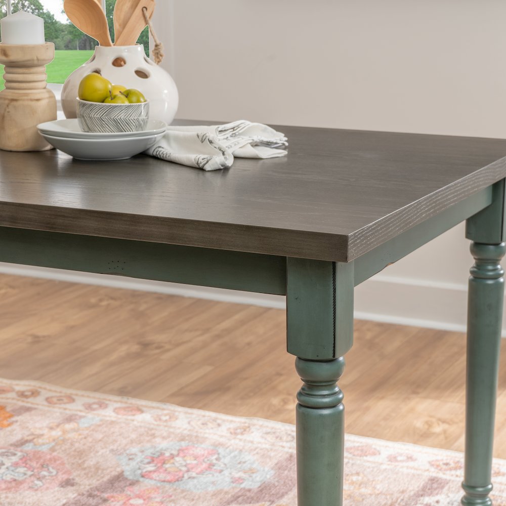 Willow Dining Table. Picture 3