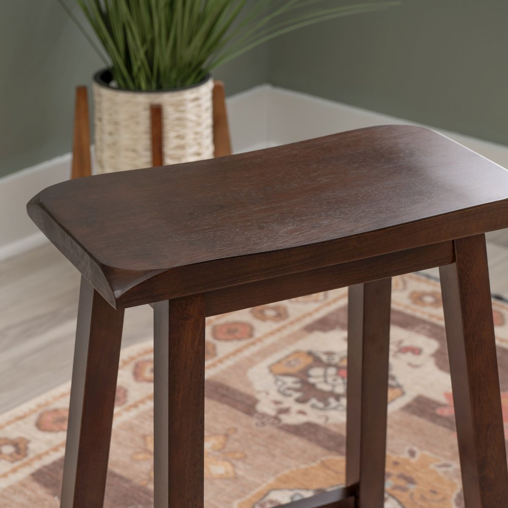 Saddle Stool 24 Inches. Picture 4