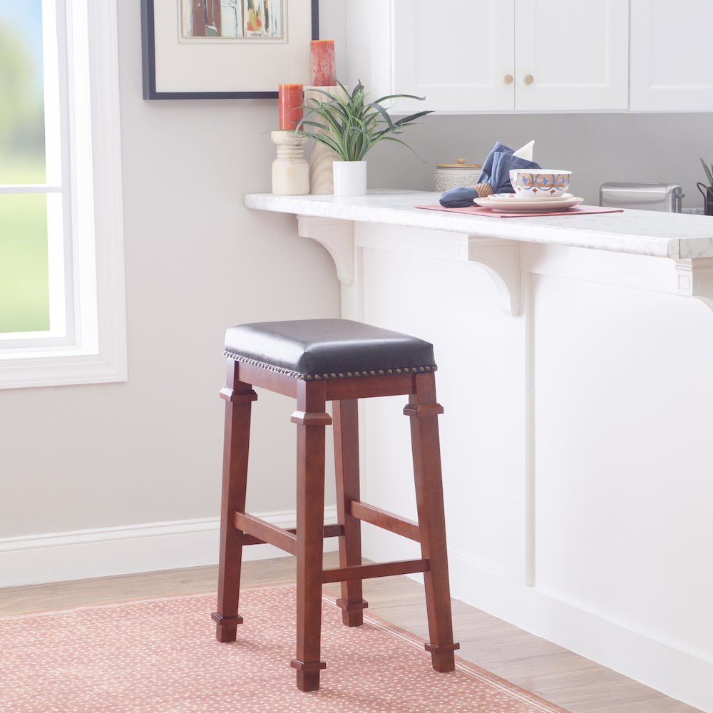 Kennedy Backless Pu Bar Stool. Picture 3