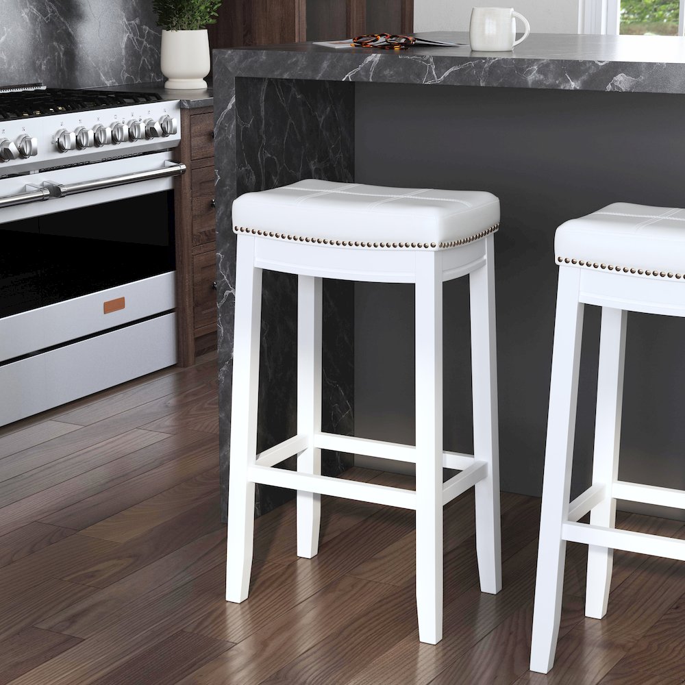 Claridge Barstool White. Picture 6