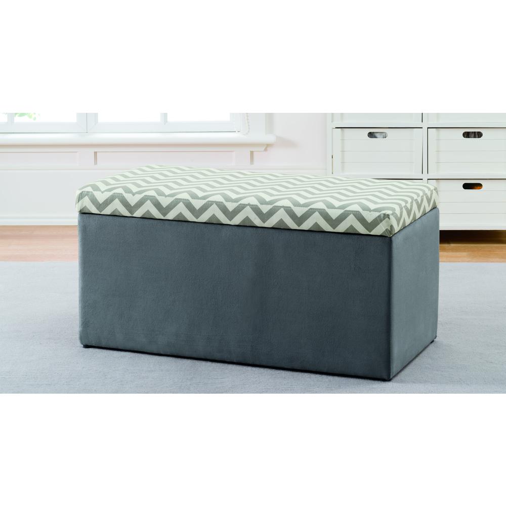 Emily Gray Toy Chest. Picture 3