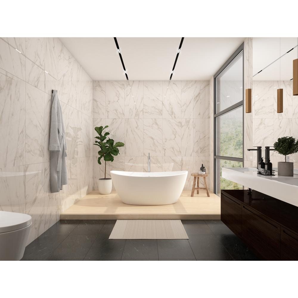 Manhattan 59" Freestanding Solid Surface Soaking Bathtub in White. Picture 4