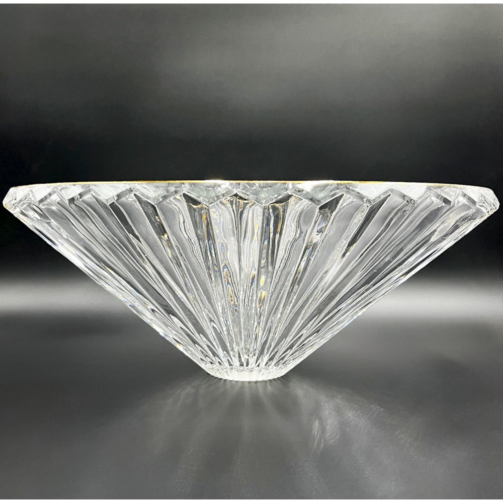 20" Diamond Brilliance With Gold Rim Glass Vessel Sink. Picture 1