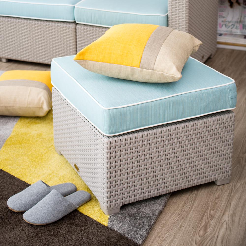 Lagoon Magnolia Rattan Ottoman with Cushion. Picture 2