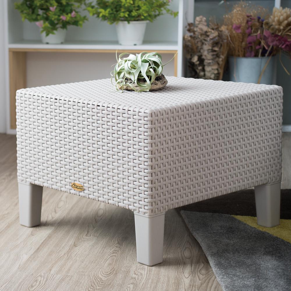 Lagoon Magnolia Rattan Side Table. Picture 2