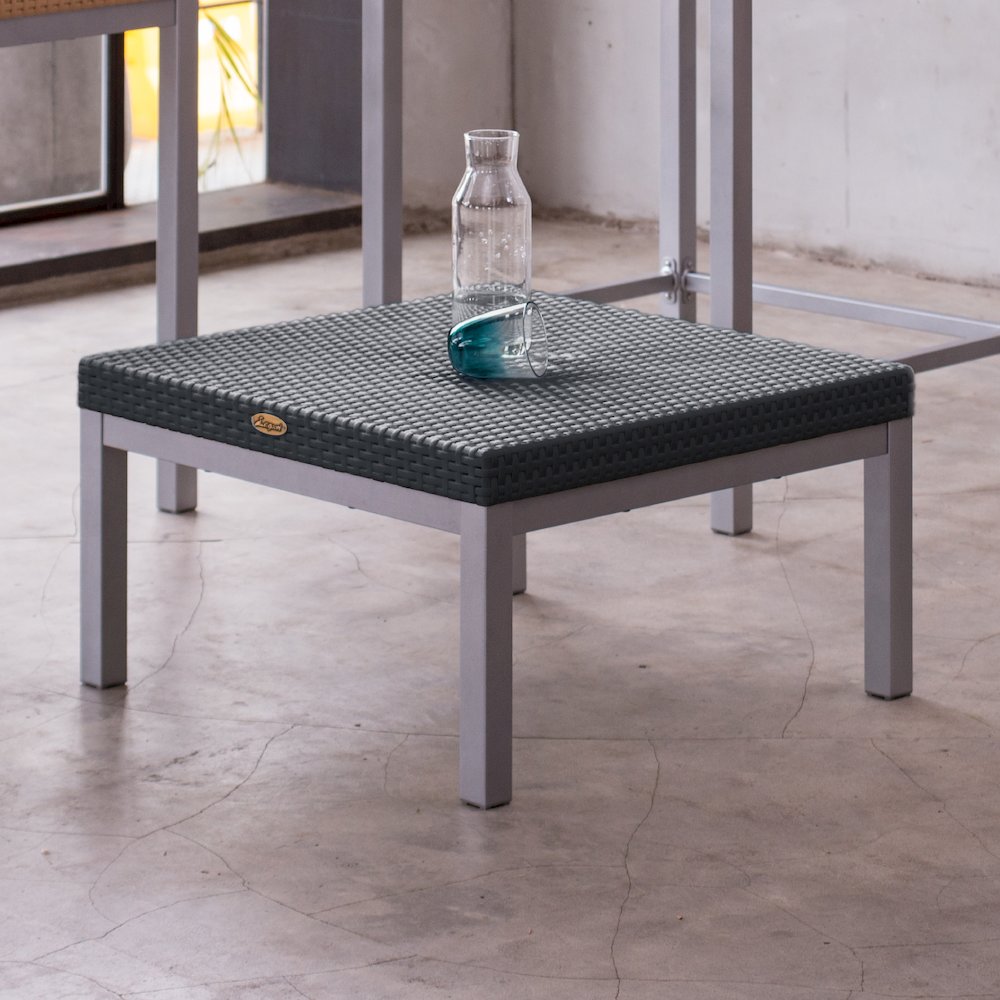Russ Rattan Coffee Table with Aluminum Legs. Picture 2