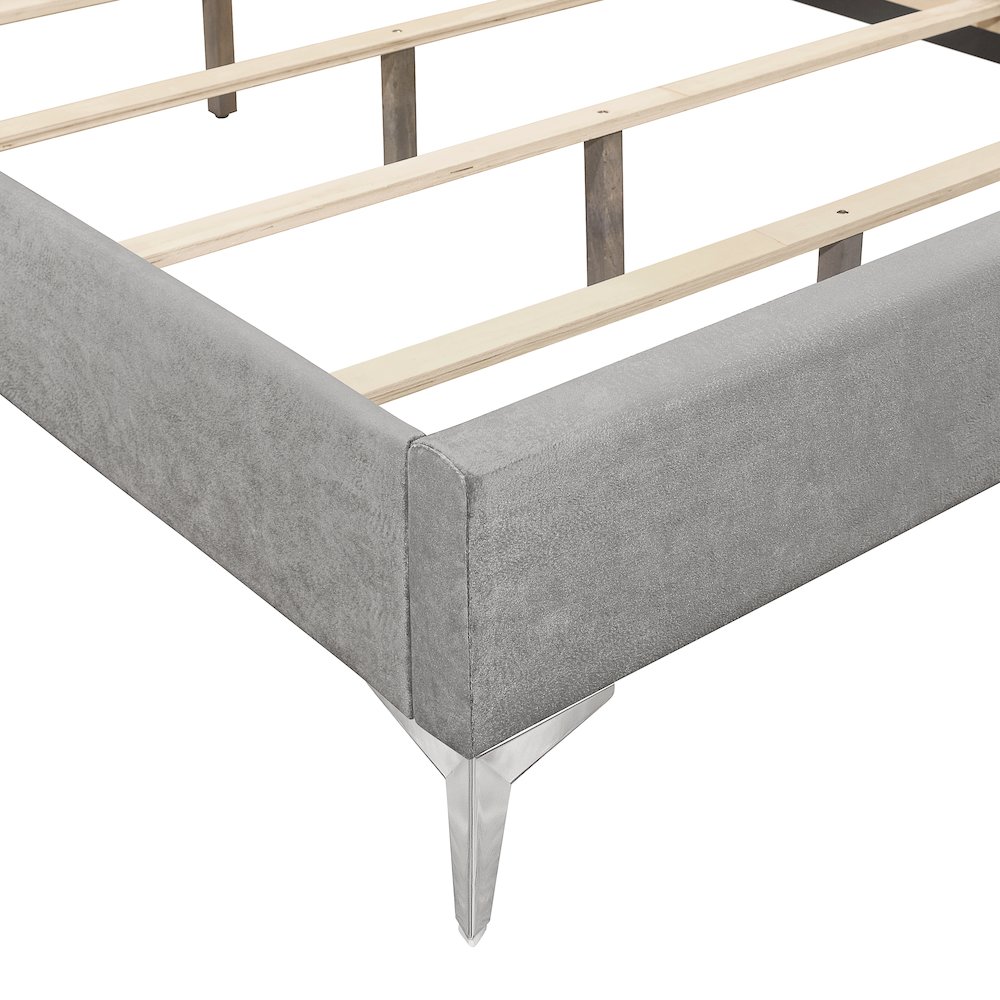 Huxley Wood Full Bed, Gray. Picture 4