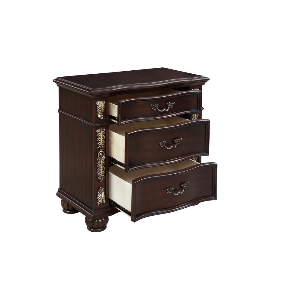Furniture Maximus Solid Wood 3-Drawer Nightstand in Madeira. Picture 4