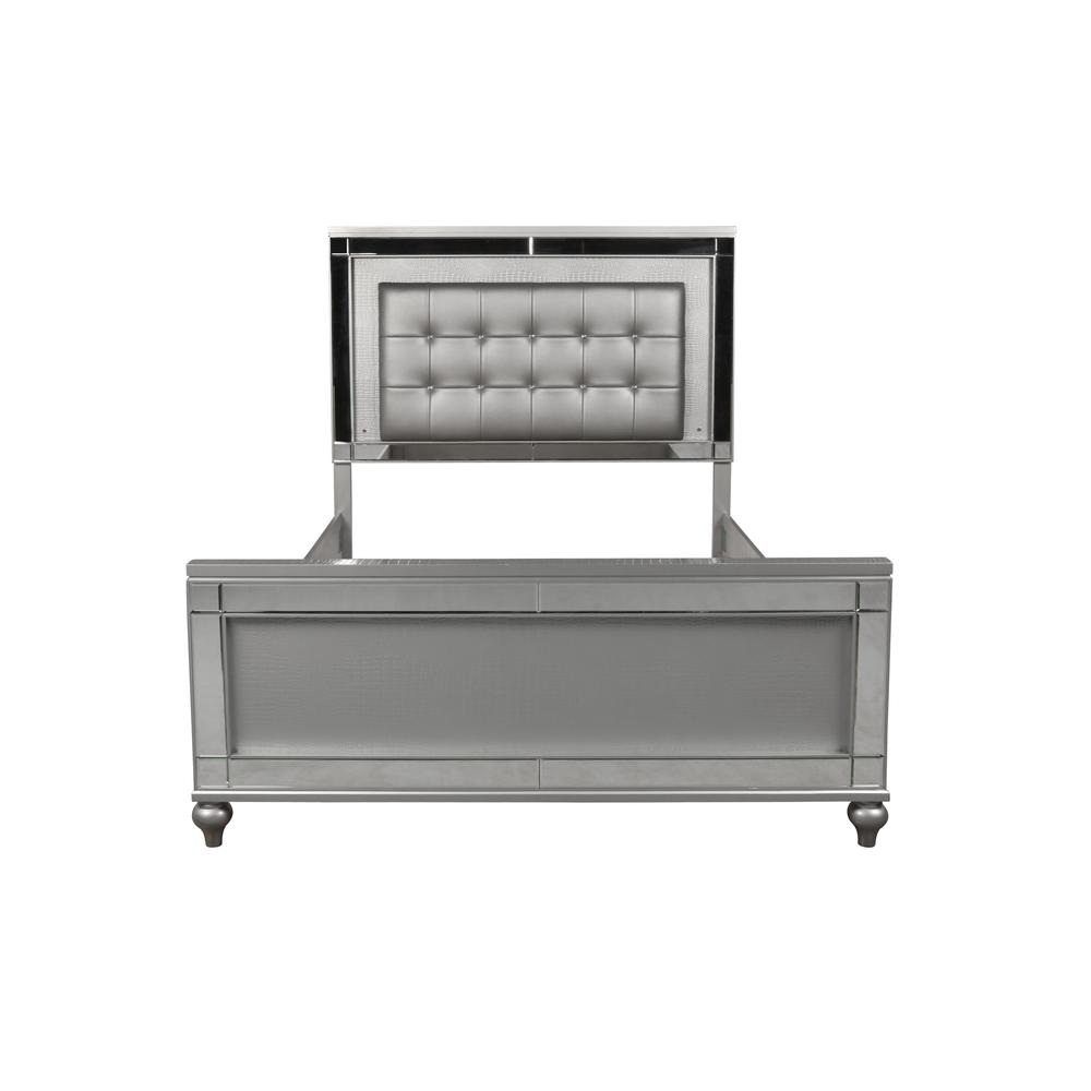 Valentine 4-Piece Wood Queen Bedroom Set with Nightstand in Silver. Picture 3