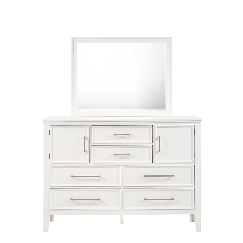 Andover 4-Piece King Wood Bedroom Set with Chest in White. Picture 4