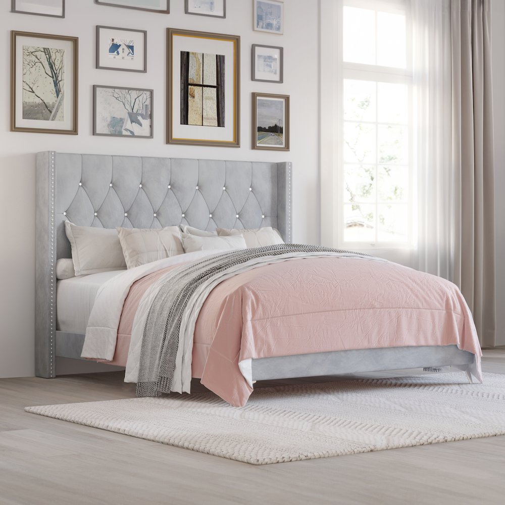 Huxley Wood California King Bed, Gray. Picture 2