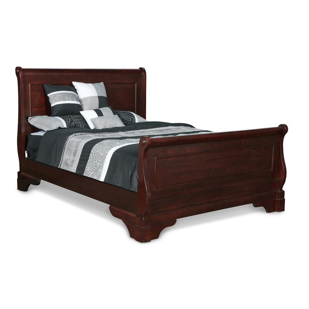 Versailles 4-Piece Wood Queen Bedroom Set with Chest in Cherry. Picture 1