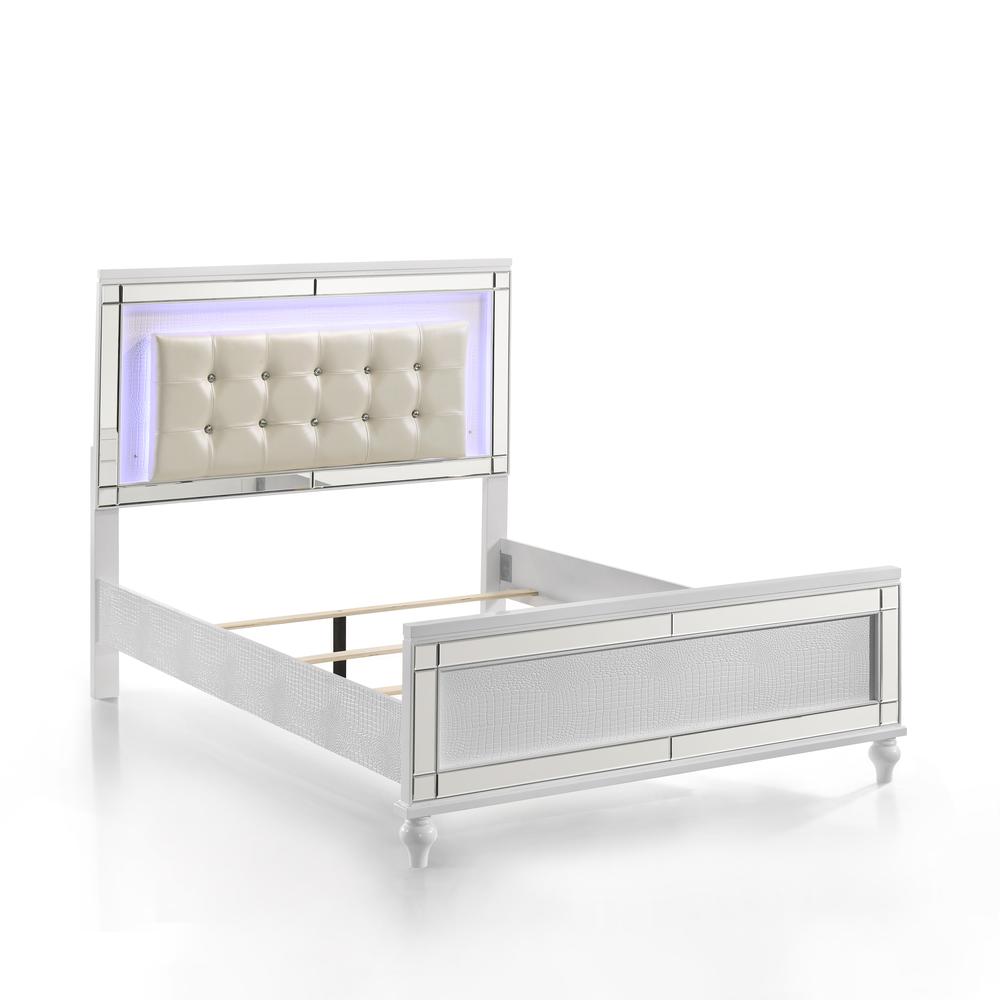 Furniture Valentine Solid Wood Full Size Lighted Bed in White. Picture 2