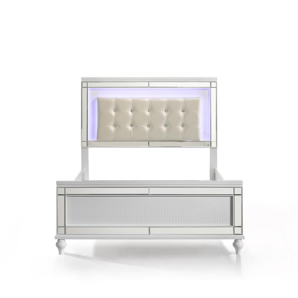 Furniture Valentine Solid Wood Full Size Lighted Bed in White. Picture 3
