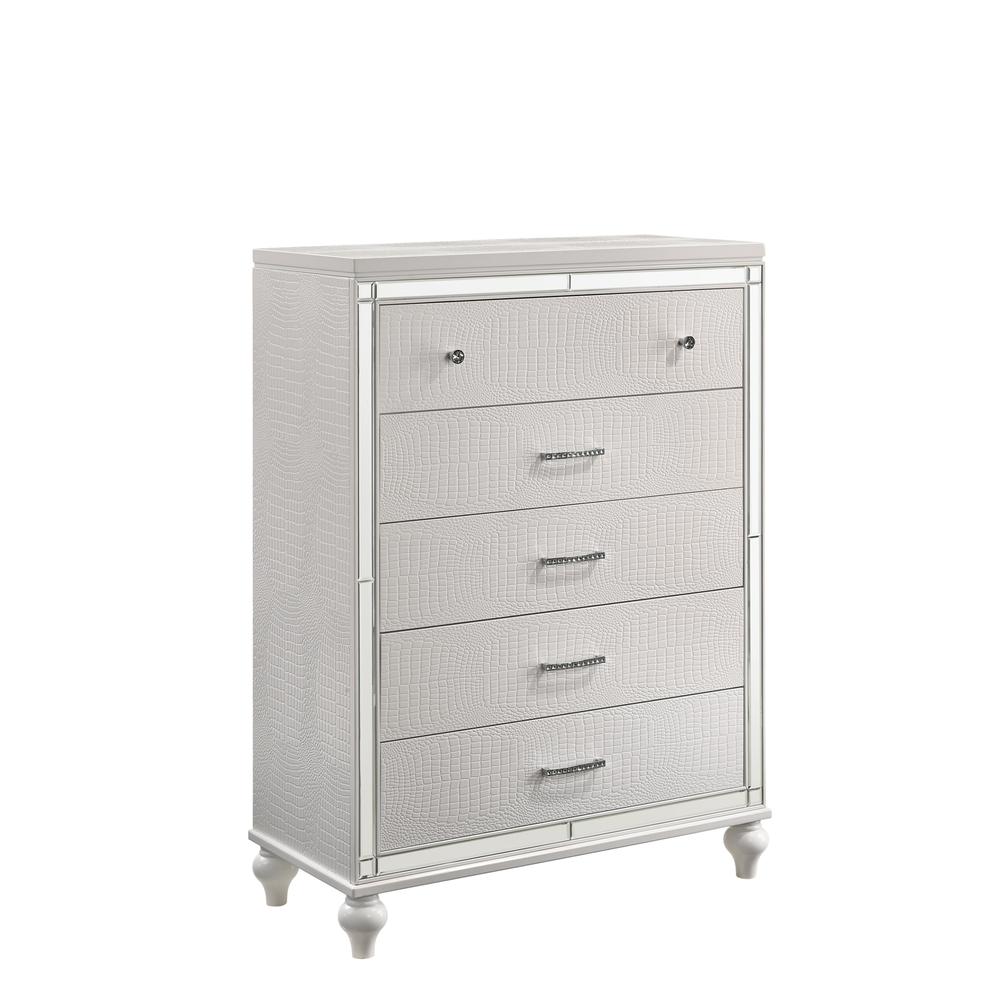 Furniture Valentine 6-Piece Solid Wood Queen Bedroom Set in White. Picture 8