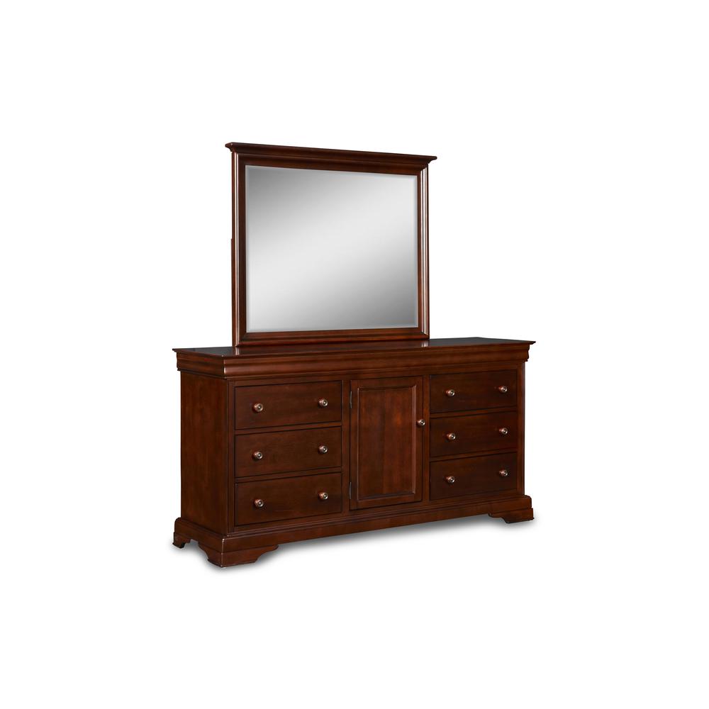 Versailles 4-Piece Wood Queen Bedroom Set with Chest in Cherry. Picture 3