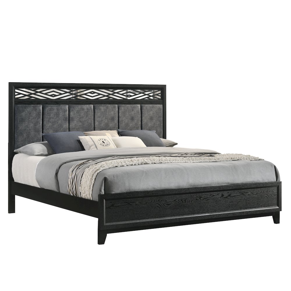 Obsidian Wood Queen Bed, Black. Picture 1